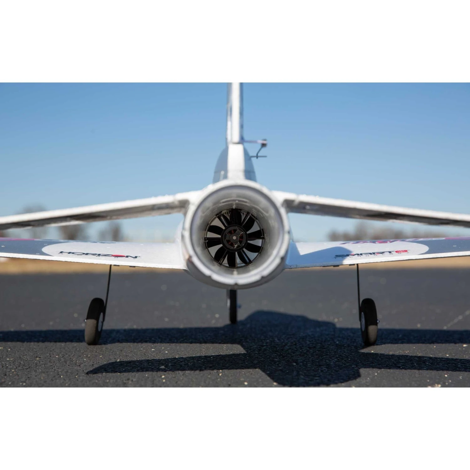 E-flite Habu STS 70mm EDF Smart Electric Ducted Fan Jet Airplane (1029mm) #EFL01575 6 E-flite Habu STS 70mm EDF Smart Electric Ducted Fan Jet Airplane (1029mm) #EFL01575 - Image 6