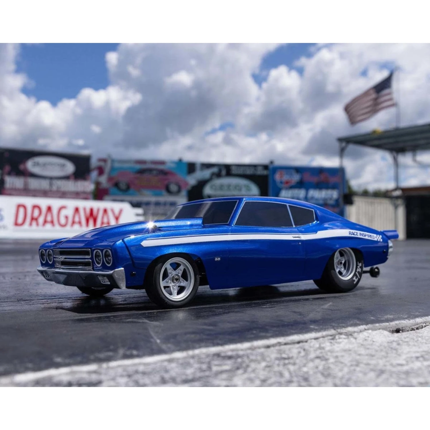 Losi 1/16 1970 Chevelle 2WD RTR Mini No Prep Drag Car (Blue) W/2.4GHz Radio, Battery & Charger #LOS01023T1 10 Losi 1/16 1970 Chevelle 2WD RTR Mini No Prep Drag Car (Blue) W/2.4GHz Radio, Battery & Charger #LOS01023T1 - Image 10